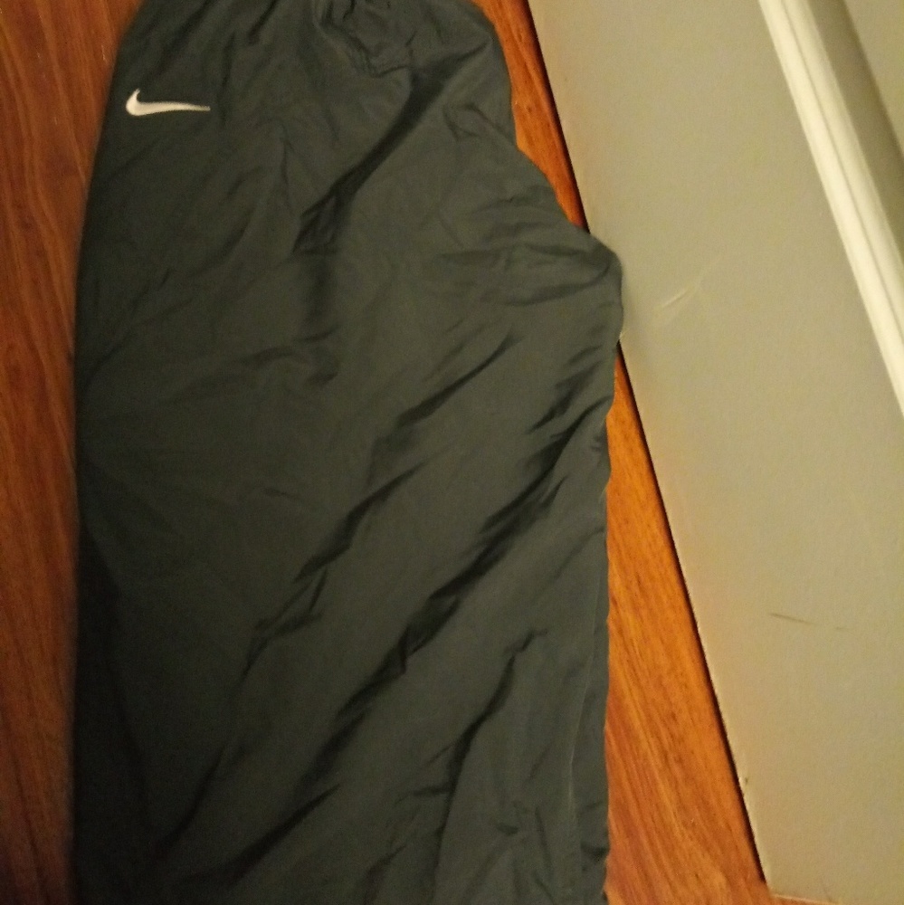 Nike dry fit capris